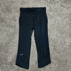 Under Armor cropped black run leggings black NO SIZE TAG - fits like XS